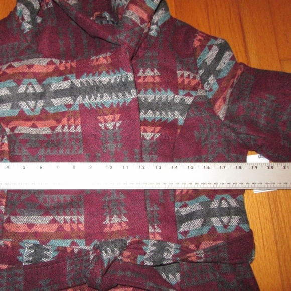 Mossimo Faux Wool Aztec/Tribal Wrap/Button Jacket - Picture 8 of 8
